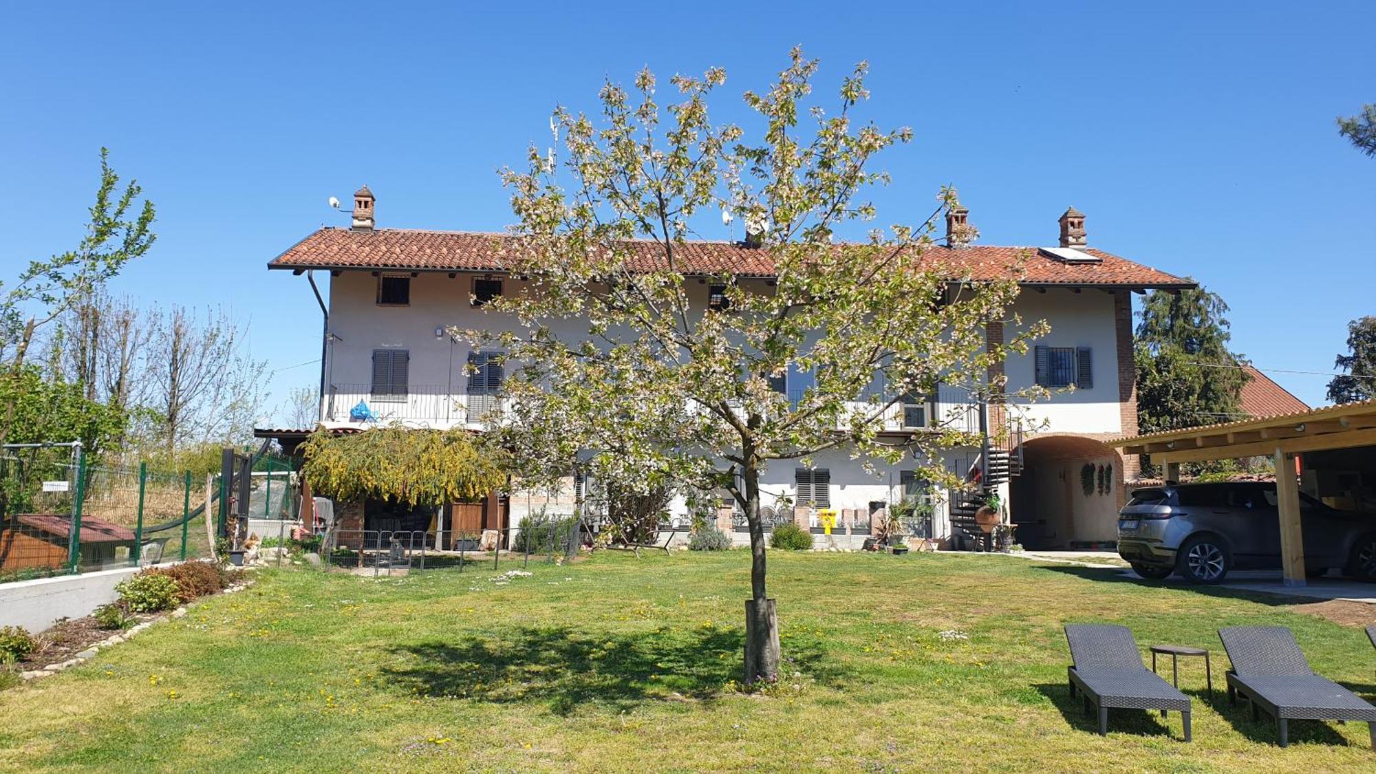La Tana Dei Corgi Bed and Breakfast Moncrivello Εξωτερικό φωτογραφία