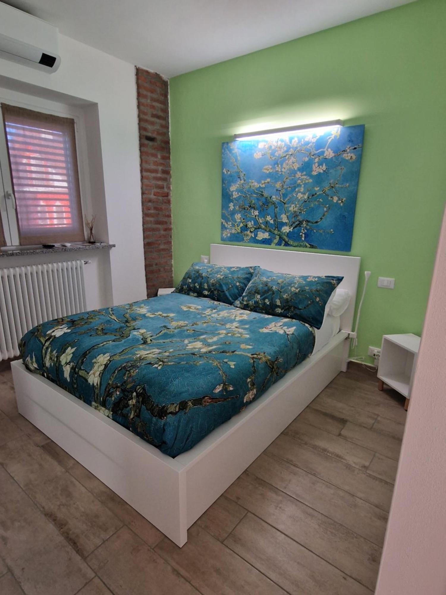 La Tana Dei Corgi Bed and Breakfast Moncrivello Δωμάτιο φωτογραφία